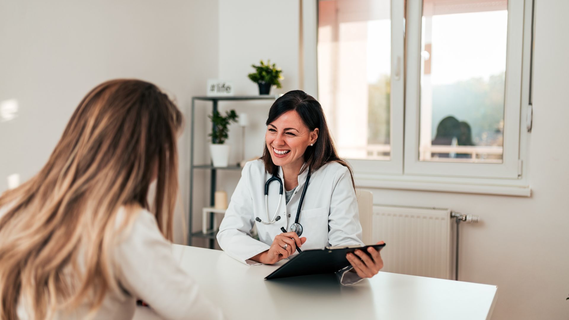 Arbeitsmediziner im Gespräch mit HR Profi